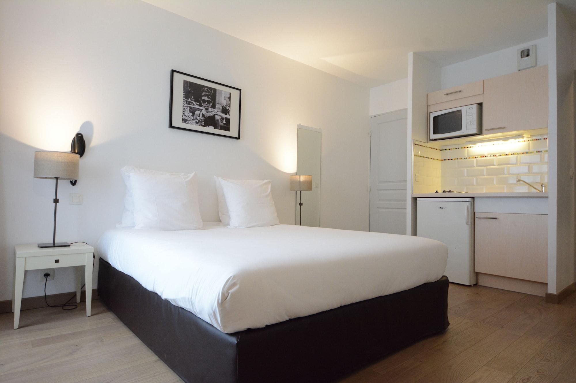 Hotel Cerise Chatou Exterior foto